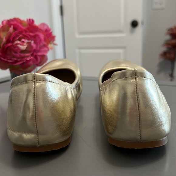 Dream Pairs Gold Metallic Round Toe Cushioned Ballet Flat Wedding Shoes - Picture 7 of 13